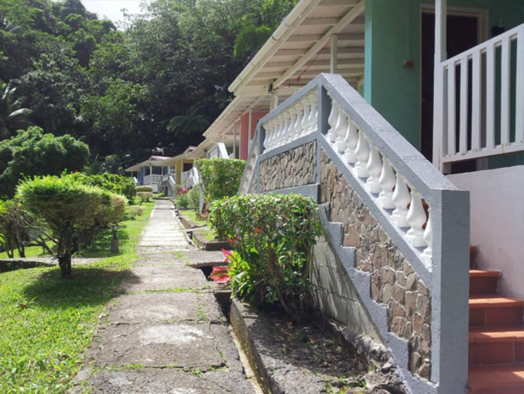 Chez Ophelia Cottage Apartments Roseau Quarto foto